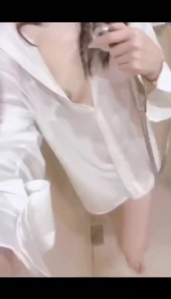极品绿茶主播【一亿】人美声甜 最新VIP福利视频 截图13