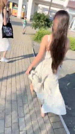 多年未见如此带劲！大神在俄罗斯吃的真香，一排顶级漂亮毛妹，海滩选美大秀？都年轻漂亮，特别是蓝眼睛那位，抓进去操 截图12