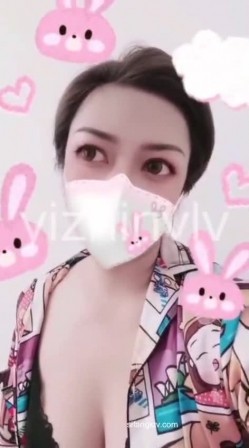 【极品骚货性爱流出】推特女神『大婊姐』深情解说每一个淫乱不堪的故事:当着老公面被他朋友无套插入的三人大战 截图9