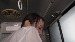 1pondo-072421_001 絶頂イキバス  ～ビショ濡れ乗車にご用心！七海なな～ 截图3