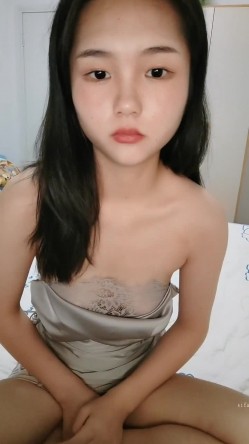 校花下海！超级清纯超漂亮~【大一学生】，楚楚可怜的小眼神，瞬时勾起一众大哥的保护欲 截图6