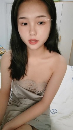校花下海！超级清纯超漂亮~【大一学生】，楚楚可怜的小眼神，瞬时勾起一众大哥的保护欲 截图14