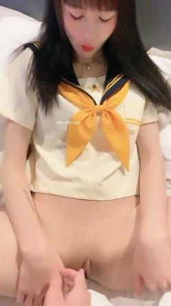 校花级女神 ️【蜜桃Ya】长腿细腰。酒店无套约啪，内射一股白白精液 ️爽！！ 截图6