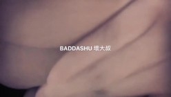 专约极品良家尤物大神【坏大叔】超极品身材反差尤物人妻当成鸡巴套子爆操，端庄人妻被操的骚叫不停 截图13