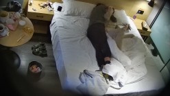 酒店偷拍 学生情侣精壮小伙和甜美温柔女友啪啪三场后相拥而眠大学生 截图3