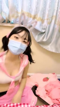 二次元，大长腿，【大白兔柳岩】，新人下海，学妹挺可爱，~少女的肉体总是那么美，那么诱人 截图1