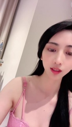 顶级绿播女神下海，身材和颜值天花板级的存在，高冷女神范秒杀正规平台那些网红女主播，不可多得的完美尤物 截图7