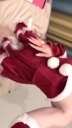【抖音核弹泄密】，15万粉丝，极品良家妹子【何何子】，大尺度史上最全合集，露脸露点 啪啪做爱 洗澡 截图3