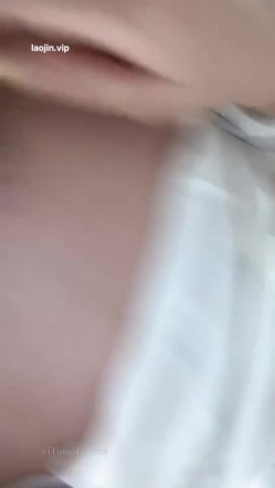 【抖音核弹泄密】，15万粉丝，极品良家妹子【何何子】，大尺度史上最全合集，露脸露点 啪啪做爱 洗澡 截图15