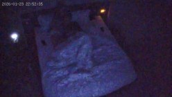 酒店偷拍反差婊眼镜妹子换上黑丝情趣睡衣配合男友69互舔口爆后入 截图4