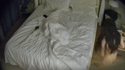 公寓酒店 小姐日常接客 最没有服务态度的小姐 但生意好像都不错 天天都有客上门 真又爽又赚钱 截图14
