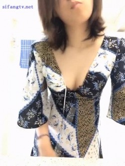 【泄密流出】那些性爱_裸照被泄密流出的眼镜妹合集收录，基本都是90-00后，年轻貌美会玩，乖巧外表下淫荡不堪的一面 截图3
