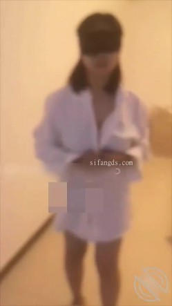 海角流出 醉酒强奸小姨子后续5 户外调教骚逼，让她去勾引大鸡吧钓鱼佬，小姨子爱不释手 新房啪啪内射 截图1