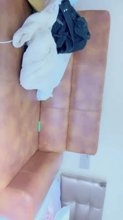 【狐狸不是妖啊】宝马御姐 与金主楼道露出野战 户外车震 双女自慰道具爆浆 截图15