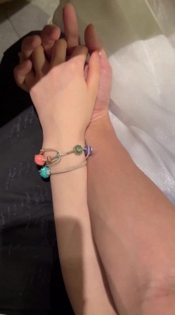 时间管理大师每个月最少要谈五个女朋友 怎么人家约这些良家那么好约 会约就带去吃个海底捞 就能带到酒店去操 截图1