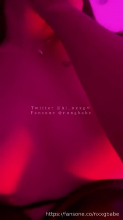 推特台湾超级网红N「nxxgbabe」FO订阅性爱私拍，36D巨乳身材，粉丝约啪实录，各种连续高潮无套中出 截图5
