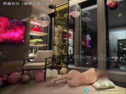 专攻高颜值网红台湾泡良大神「郑原创」《白色蕾丝情趣骑乘》长腿美乳穿着高跟鞋被干到瘫软在地上 截图12