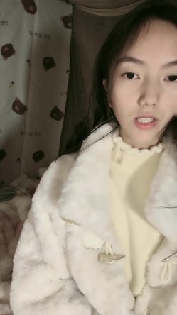 极品清纯女神【箬箬么】，家中卧室背着爸妈自慰，蚊帐里尽情释放自己 截图6