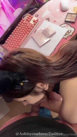 高颜值露脸！零零后台湾人气模特「艾希」OF性爱私拍 被男朋友调教菊花挑起情欲逆痴汉口爆 截图11