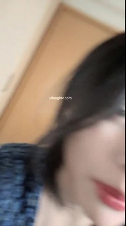 高颜值才艺绿播女神下海~全裸跳蛋自慰~引10万人围观 截图6