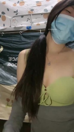 真实研究生，【贫穷的女学生】，教室上课坐后排自慰，宿舍无人塞跳蛋，把自己玩喷水了，三点全露 截图4