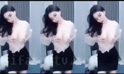 【极品稀缺 ️网易现役网红美女】最新藏宝图之燃爆女神 万元定制露脸 罕见全裸 明星颜值 火辣身材 截图5
