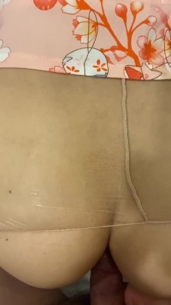 【极品御姐 ️完美露脸】超淫丝袜母狗『小语』2022新版私拍 爆裂黑丝各种爆操骚逼狼穴 淫荡高潮 高清720P原版 截图3