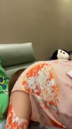 【极品御姐 ️完美露脸】超淫丝袜母狗『小语』2022新版私拍 爆裂黑丝各种爆操骚逼狼穴 淫荡高潮 高清720P原版 截图8