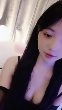 顶级纯美！温柔似水【夏苒苒】敏感体质~自慰 不停喷喷喷顶级纯美！ 截图15
