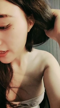 很哇塞的嗯哼a老师 ️就这种身材就这种颜值~尤其这个小舌头~又骚又浪 ️燃爆啦！太爱太喜欢啦！！ 截图12