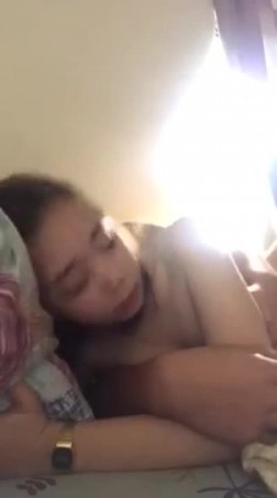 反差母狗与男友爱爱视频泄露 真是淫荡呀，爱吃黑屌黑鸡巴！ 截图16