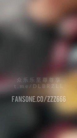 专攻高颜值网红台湾泡良大神「郑原创」FO私拍，极品小模情趣内衣野外露出篇，海边、加油站、公园…路途中湿的一塌煳涂 截图12