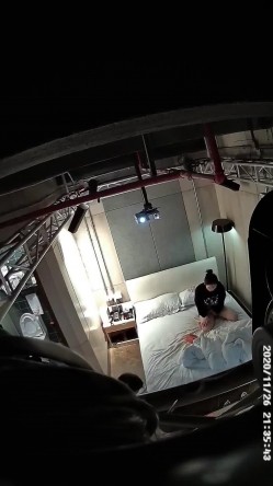 情趣酒店投影房摄像头偷拍夜总会坐台女私约客,上演欲求不满 截图4