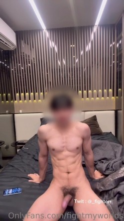 健身肌肉猛男【fighterr】推特福利，巨根疯狂打桩机，约炮各种小姐姐，用大肉棒征服她们 截图7