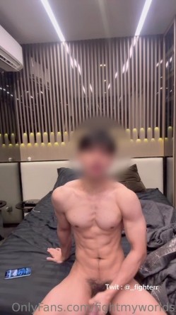健身肌肉猛男【fighterr】推特福利，巨根疯狂打桩机，约炮各种小姐姐，用大肉棒征服她们 截图11