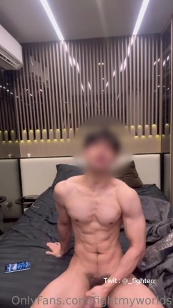 健身肌肉猛男【fighterr】推特福利，巨根疯狂打桩机，约炮各种小姐姐，用大肉棒征服她们 截图13