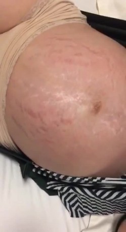 【稀缺泄密】孕之美爆乳孕妇可以随便内射，极品稀缺玩操饥渴性欲高潮孕妇，母性光辉混着淫荡 截图1