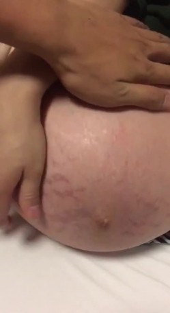 【稀缺泄密】孕之美爆乳孕妇可以随便内射，极品稀缺玩操饥渴性欲高潮孕妇，母性光辉混着淫荡 截图8