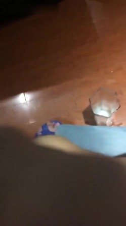 字母圈调教大神【Actor444】露脸母狗各种虐阴虐菊啪啪，花样多手法奇特 截图12