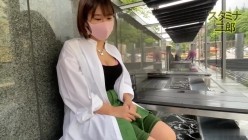 fc2ppv-2638926 【バスト100cm！】大学でモテまくり爆乳Ｉカップ女子大生の彼女と冬休み温泉デートＳＥＸ　ハメ外しすぎて生ハメ大量種付け　中出しアクメで妊娠した映像【流出厳禁】　 截图1