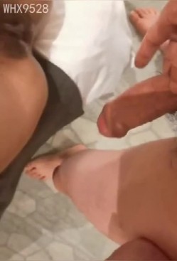 蚌埠熟女老师“别拍了 再拍把你手机摔了 截图11