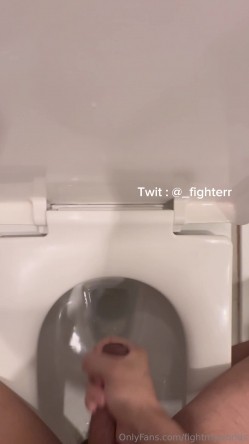 健身肌肉猛男【fighterr】推特福利，巨根疯狂打桩机，约炮各种小姐姐，用大肉棒征服她们 截图9
