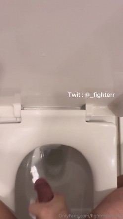 健身肌肉猛男【fighterr】推特福利，巨根疯狂打桩机，约炮各种小姐姐，用大肉棒征服她们 截图10