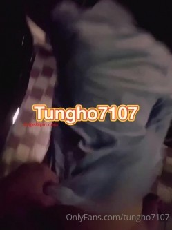 万人追随超级约炮大神【托尼】订阅~只约极品网红模特又肏又调教 截图3