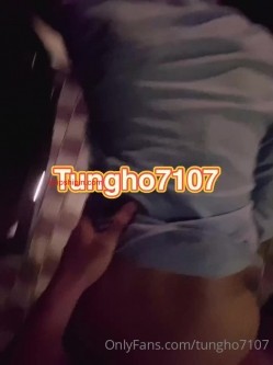 万人追随超级约炮大神【托尼】订阅~只约极品网红模特又肏又调教 截图6