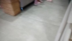 最新流出大神潜入洗浴会所偷拍 几个附近高校组团来洗浴的学妹浴池戏水 截图3