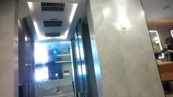 最新流出大神潜入洗浴会所偷拍 几个附近高校组团来洗浴的学妹浴池戏水 截图14
