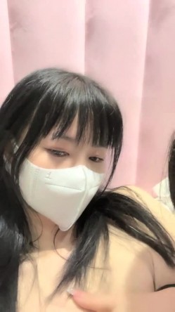 【玺玺玺玺玺啊】双女神~柔逼自慰~新人被大叔无套内射 截图15