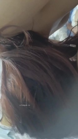 温柔淑女型女大生私下极度反差，出租屋被男友各种玩肏 截图11
