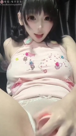 极品在校大学生反差婊【恋旧症】巨乳美少女，自慰阿黑颜，弹力插盯射乞求主人的精液 截图1